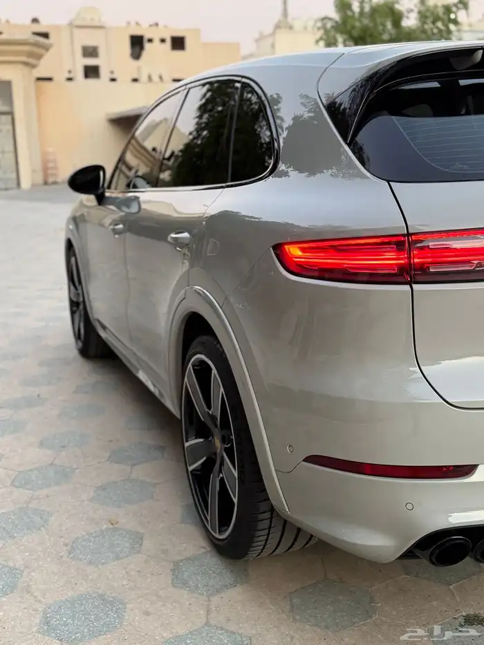 بورش كايين GTS موديل 2022 على الضمان 11