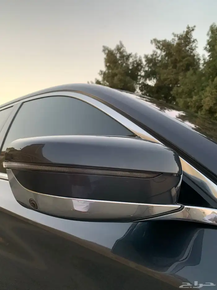 بي ام 740Li 2016 18