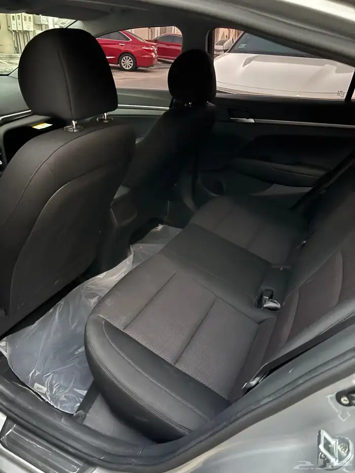 للبيع هونداي افانتي 2020 وارد كوريا 9