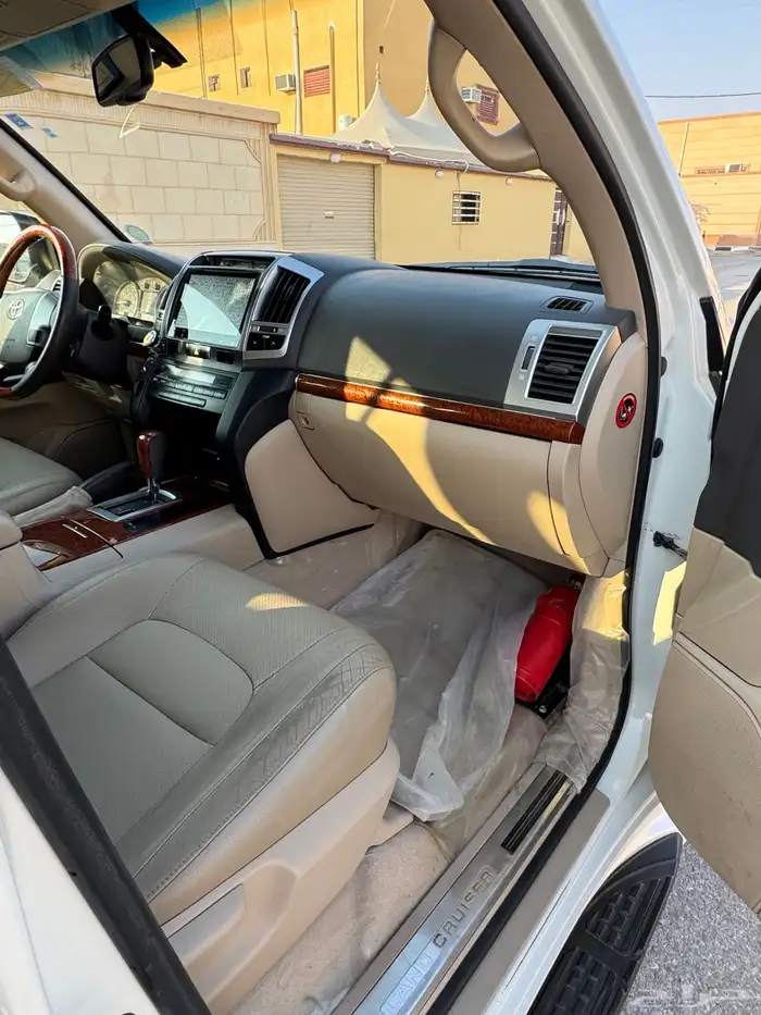 لاند كروزر جكسار 2015 فل كامل نظيف 6