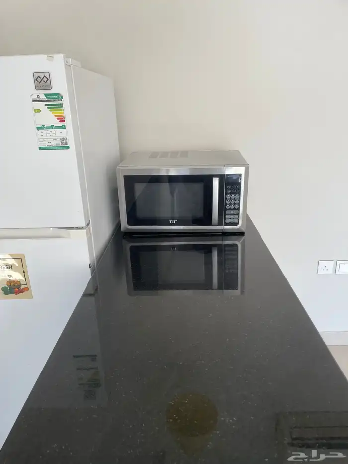 اثاث مستعمل شاليهات استراحات مكيفات ثلاجات شاشات كنب 21