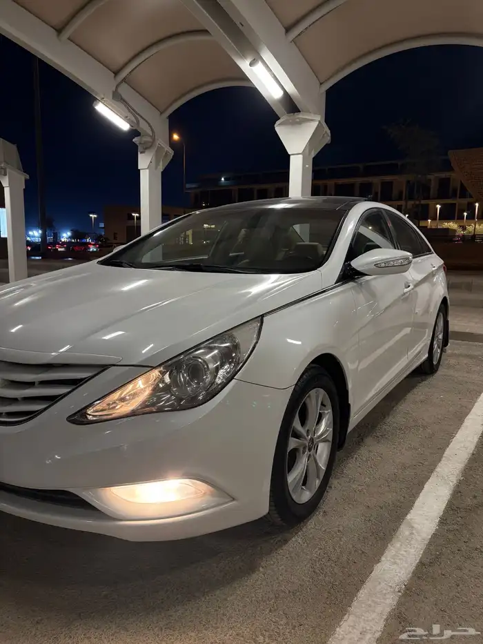 للبيع سوناتا 2012 نظيفه جدا 6