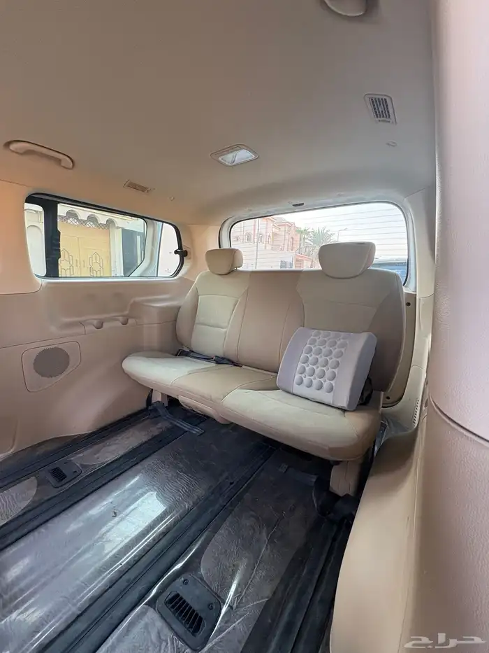 هيونداي   H1  2013 8