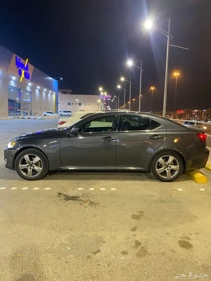 لكزس is350 2008 3