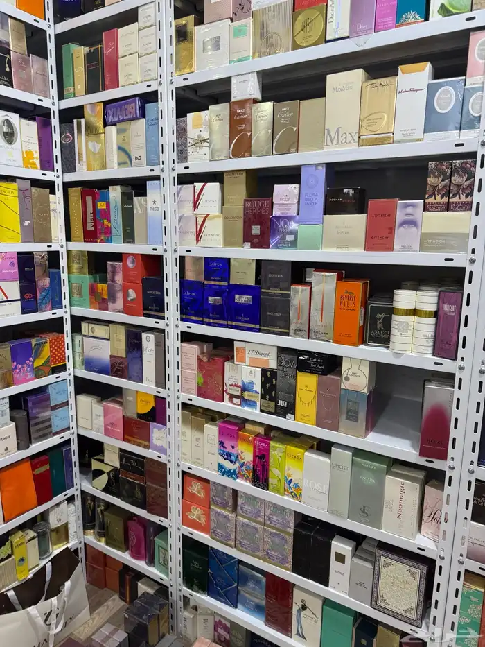 اي عطرمن عطورك المفضله اوفر لك بسعرجمله ارسلي ومايصير خاطرك 79