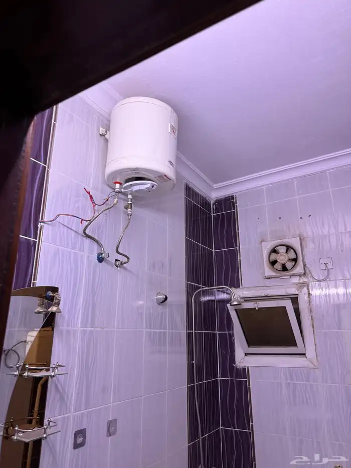 شقة ملحق غرفتين مع (سطح ) 8