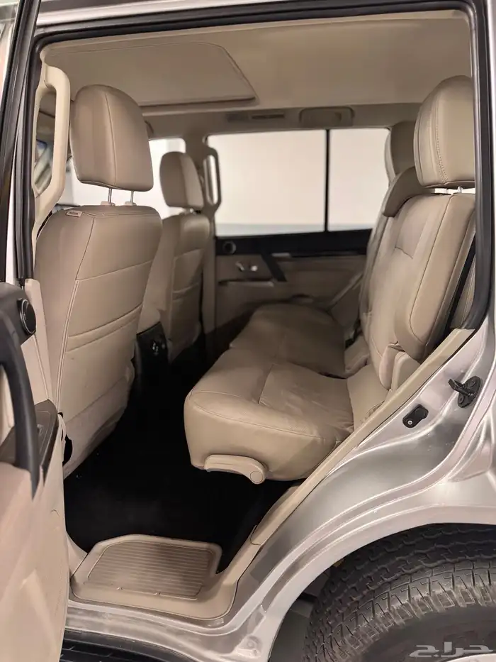 ميتسوبيشي باجيرو موديل 2022 فل كامل 20