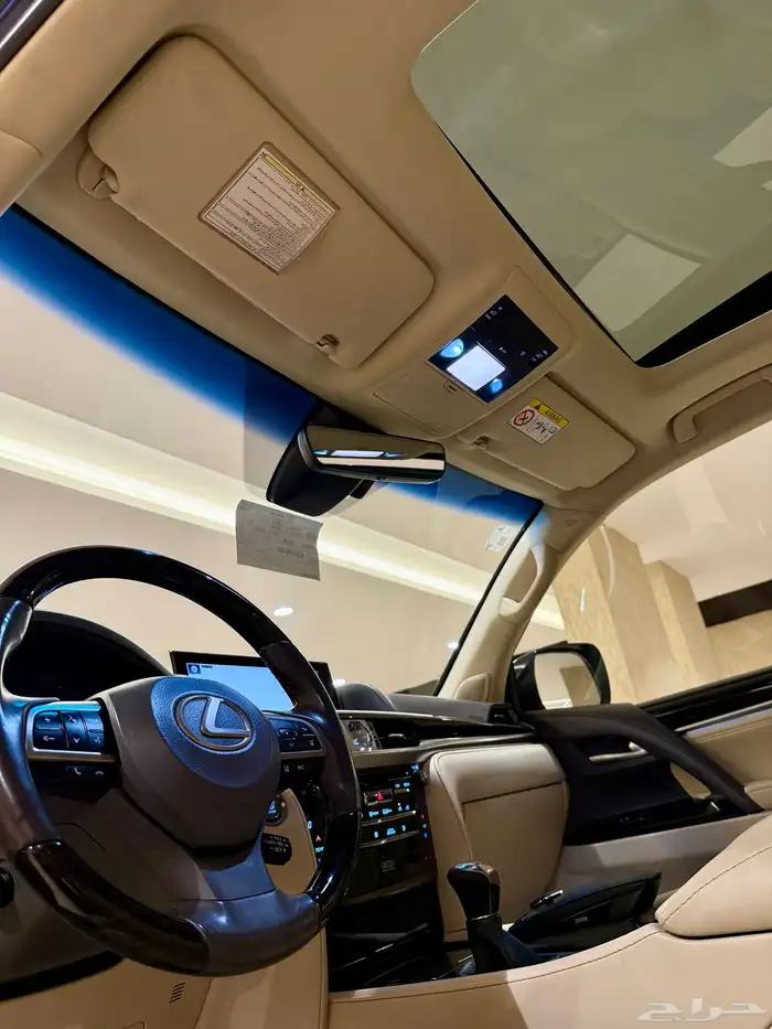 لكزس 2019 27