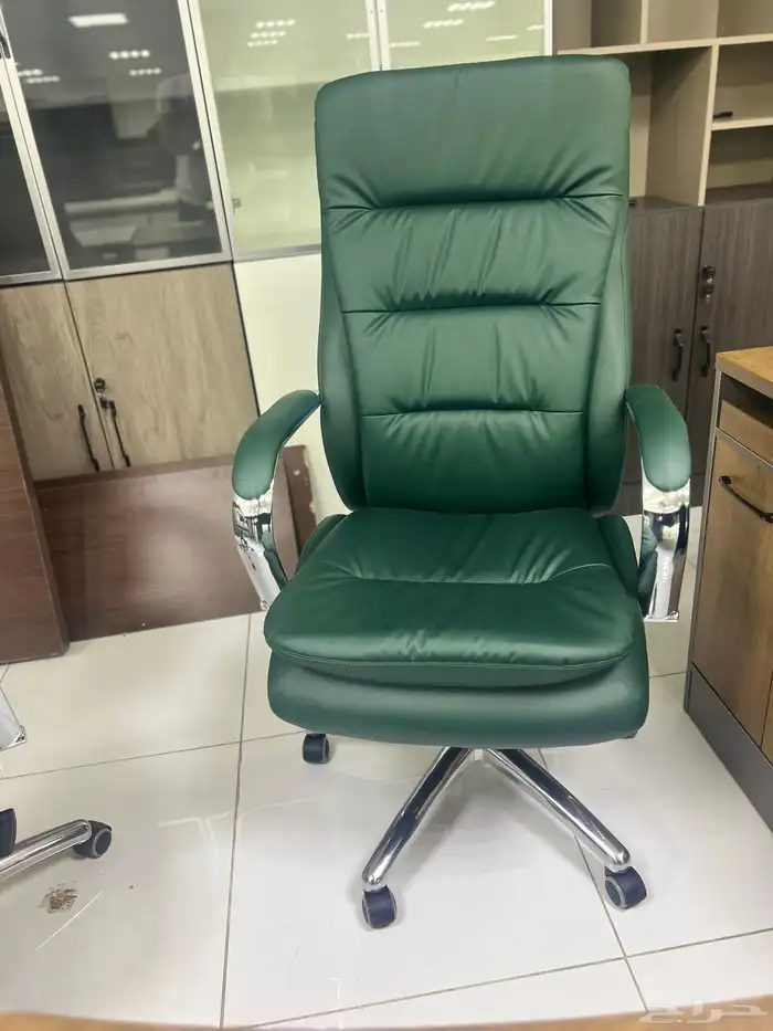 ملكي اثاث مكاتب طقم فخم جلد اخضر كامل طقم طاولة اجتماع كرسي 33