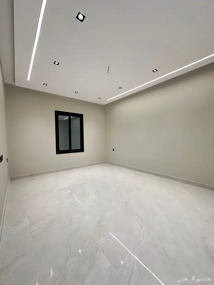 شقق للبيع بمداخل مستقلة و اسطح خاصة 33