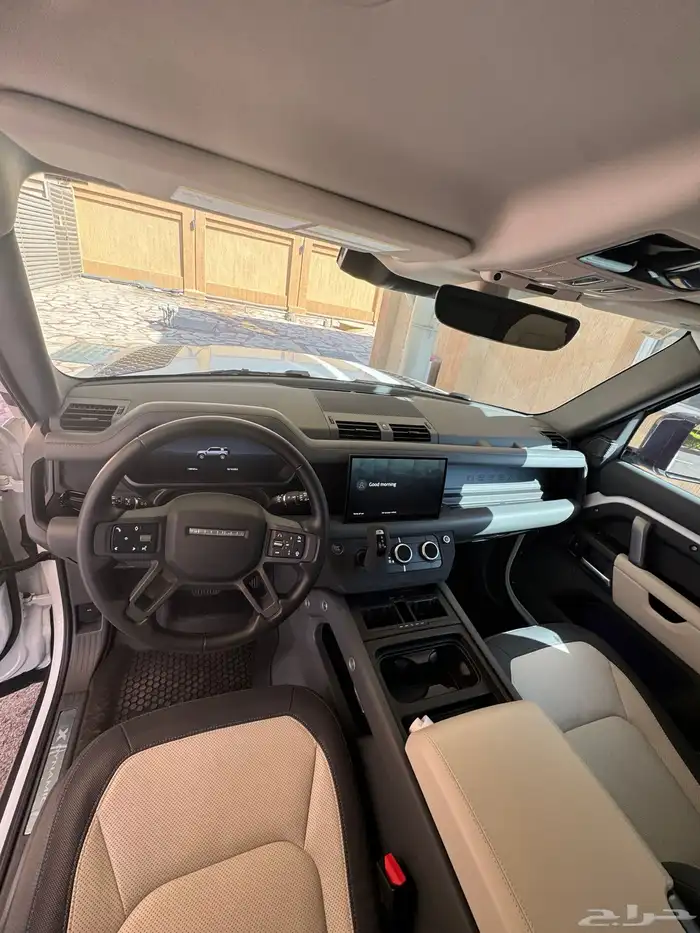 ديفيندر p400 v6 HSE X dynamic 2024 7