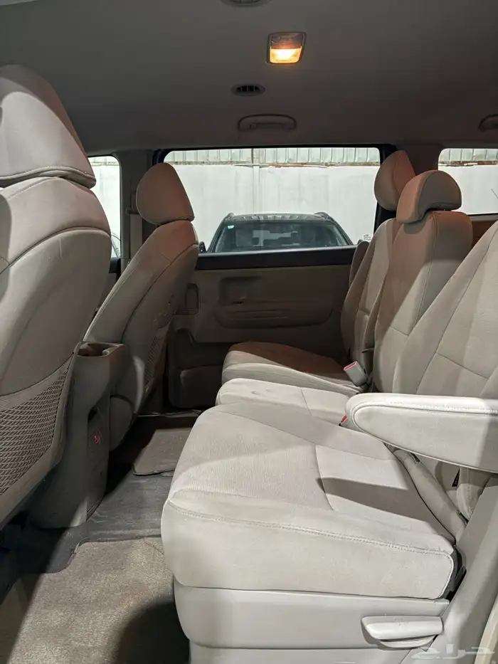 كيا كرنفال 2016 عائليه ثلاث صفوف 9