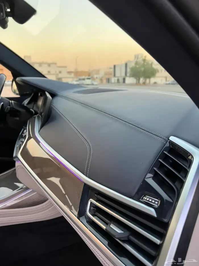 بي ام X7 V8 قمة النظافة 2020 17