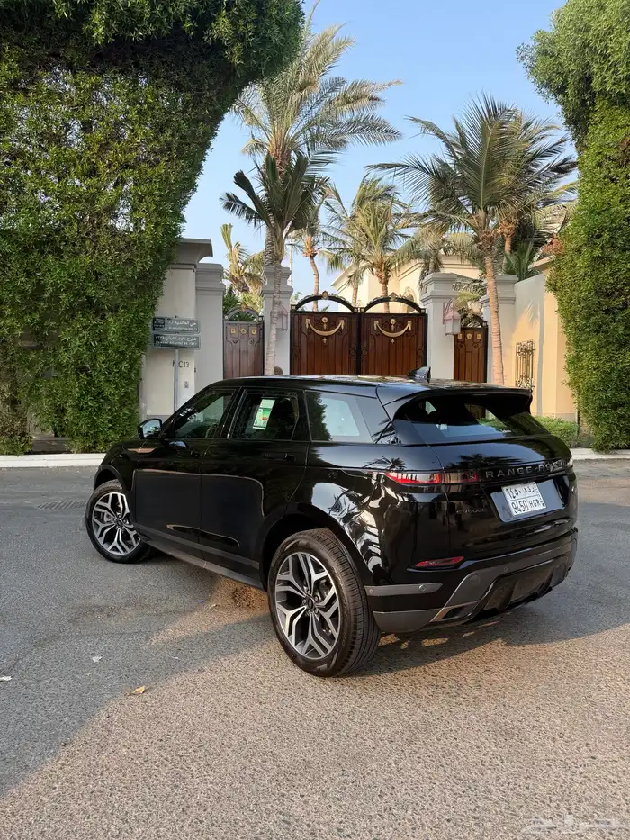 لاند روفر ايفوك ممشى 800 كيلو R-Dynamic 2023 2