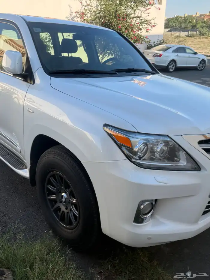 للبيع جيب لكزس موديل 2010 شد بلد وكاله 0