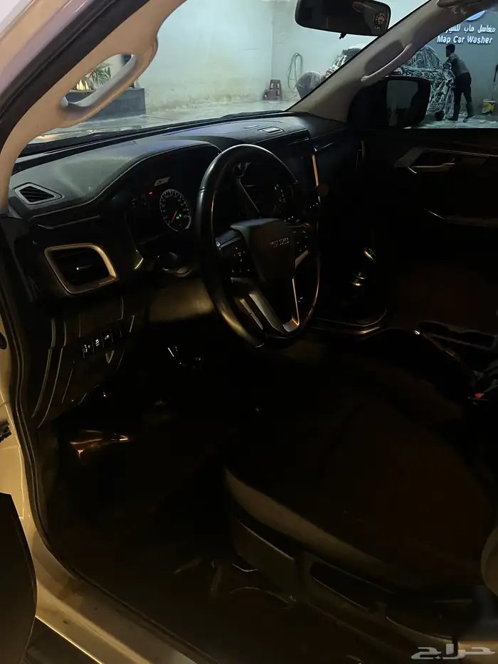 ايسوزو ديماكس 2023 LS 28