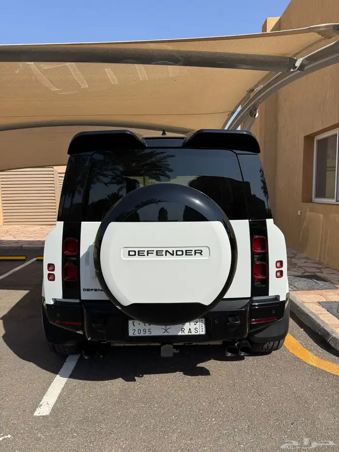 ديفيندر p400 v6 HSE X dynamic 2024 6