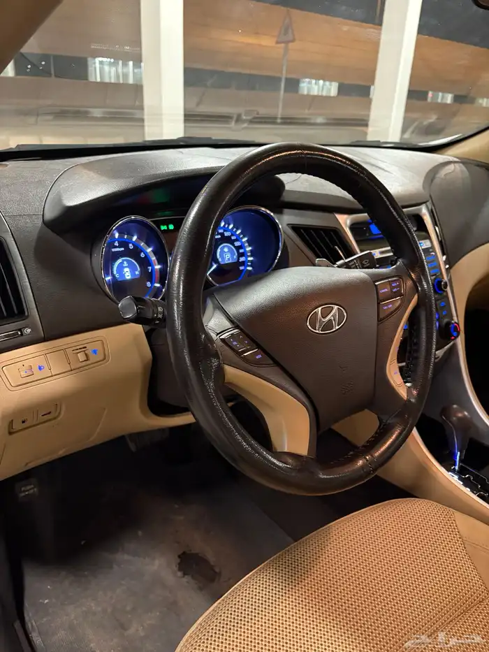 للبيع سوناتا 2012 نظيفه جدا 36