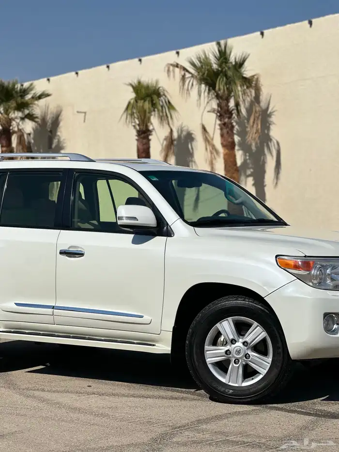 لاندكروزر 2013 شرط البدي والمحركات 4