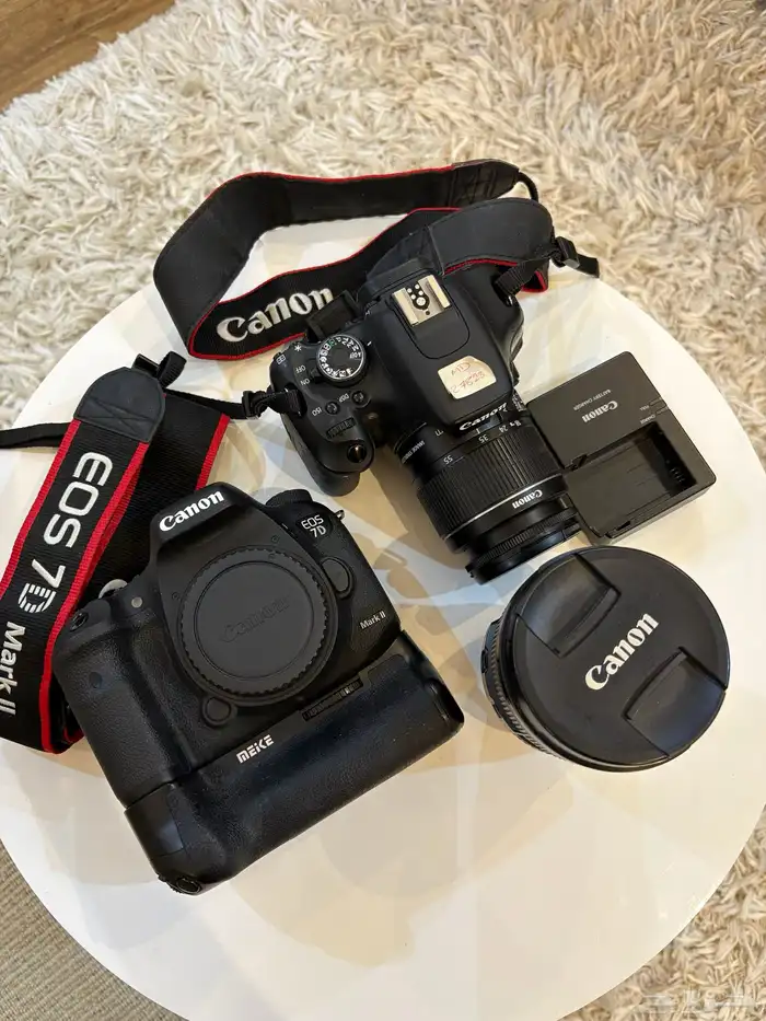 كاميرا وعدسة كانون D7 و D600 2