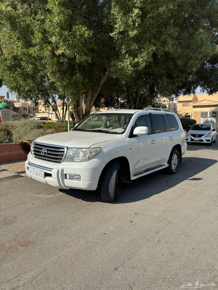 لاندكروزر جي 2009 تماتيك 8