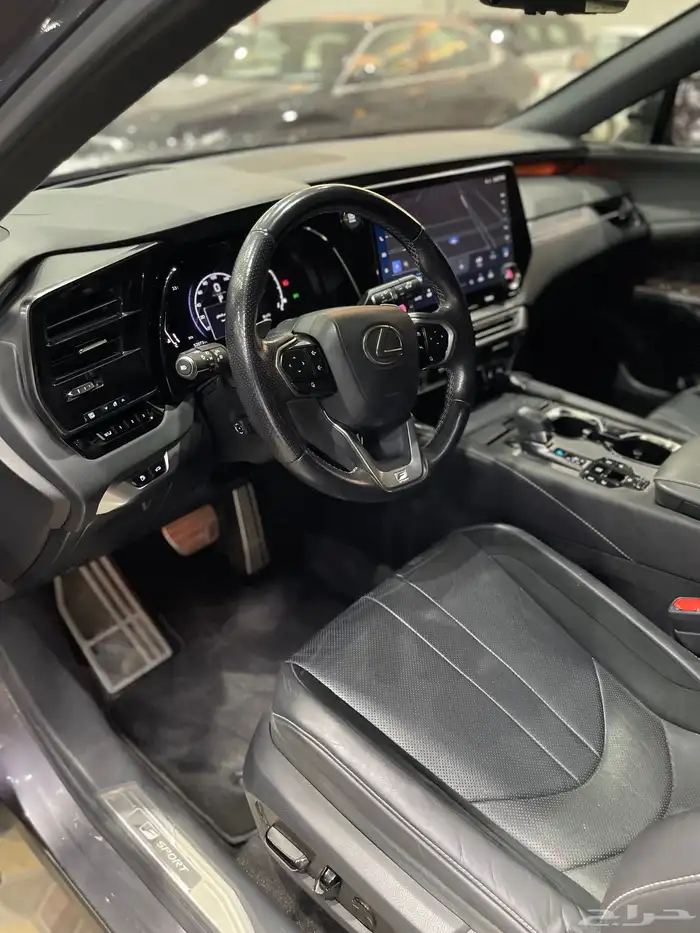 لكزس Rx F سبورت 2023 6