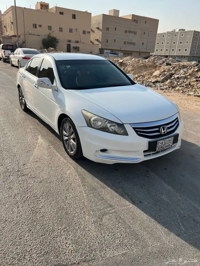هوندا اكورد2012 4