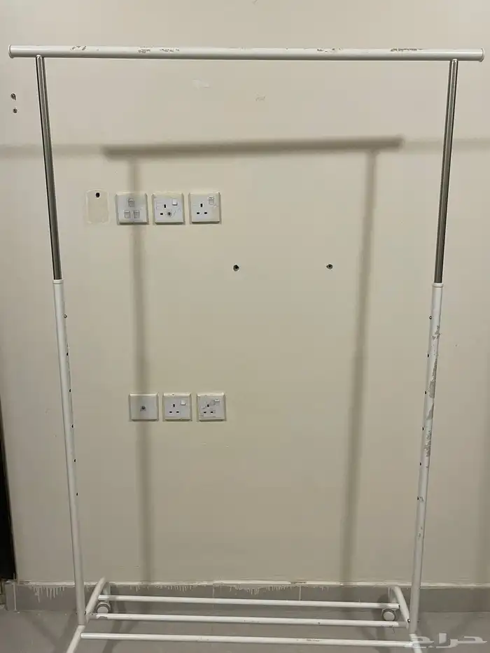 علاقة ملابس 0