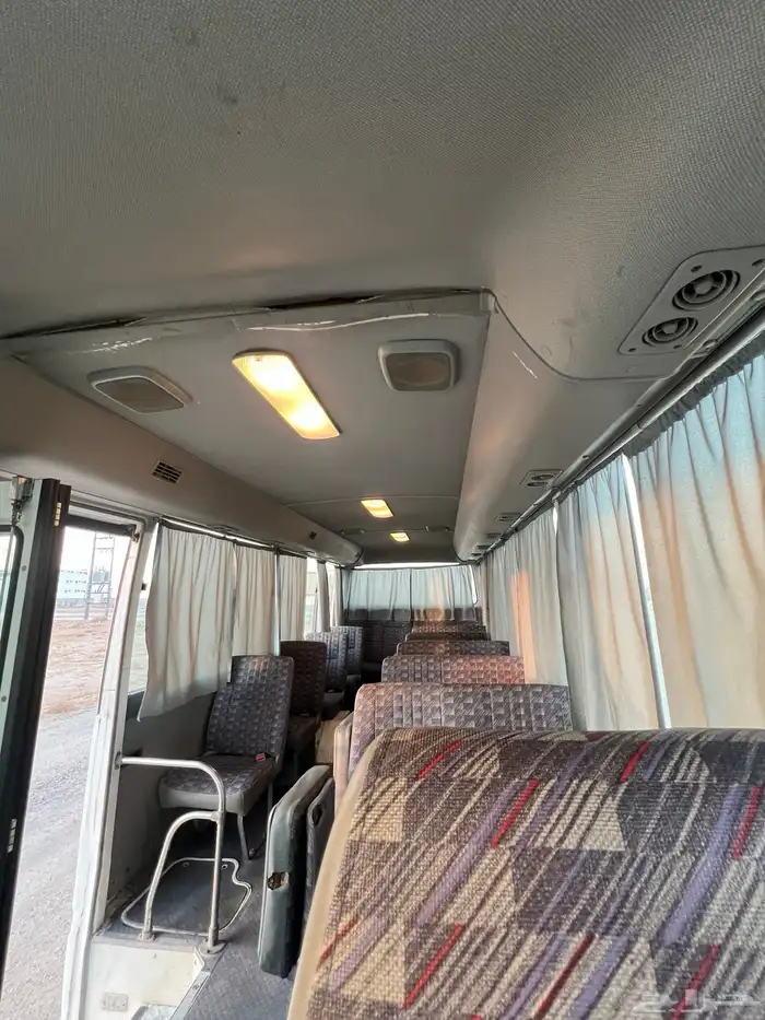 باص 30 راكب نيسان 2008 مخزن 8