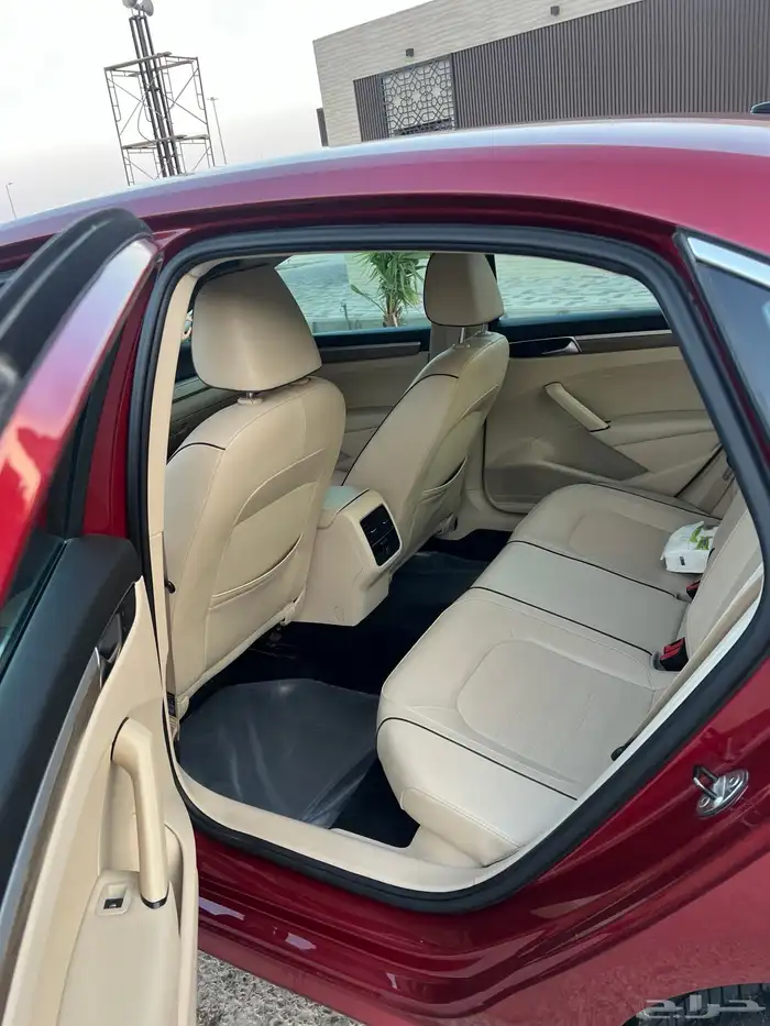 فولكس واجن باسات 2017   ممشى 83 ألف فقط   نظيفة جد ا 1