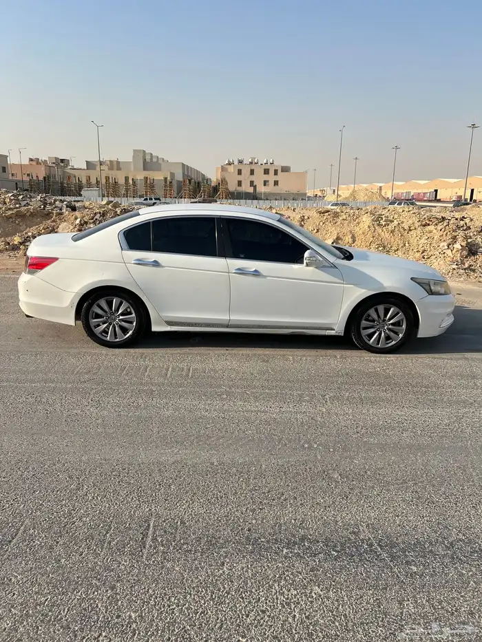 هوندا اكورد2012 3