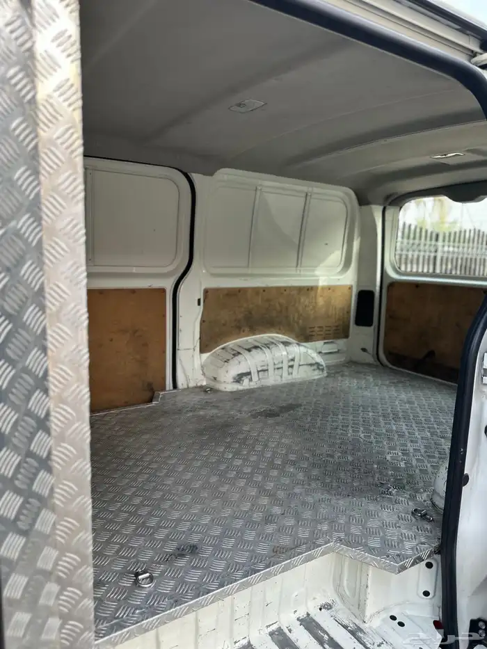 تويوتا باص بضاعه موديل 2019 سعودي قير عادي ديزل 11