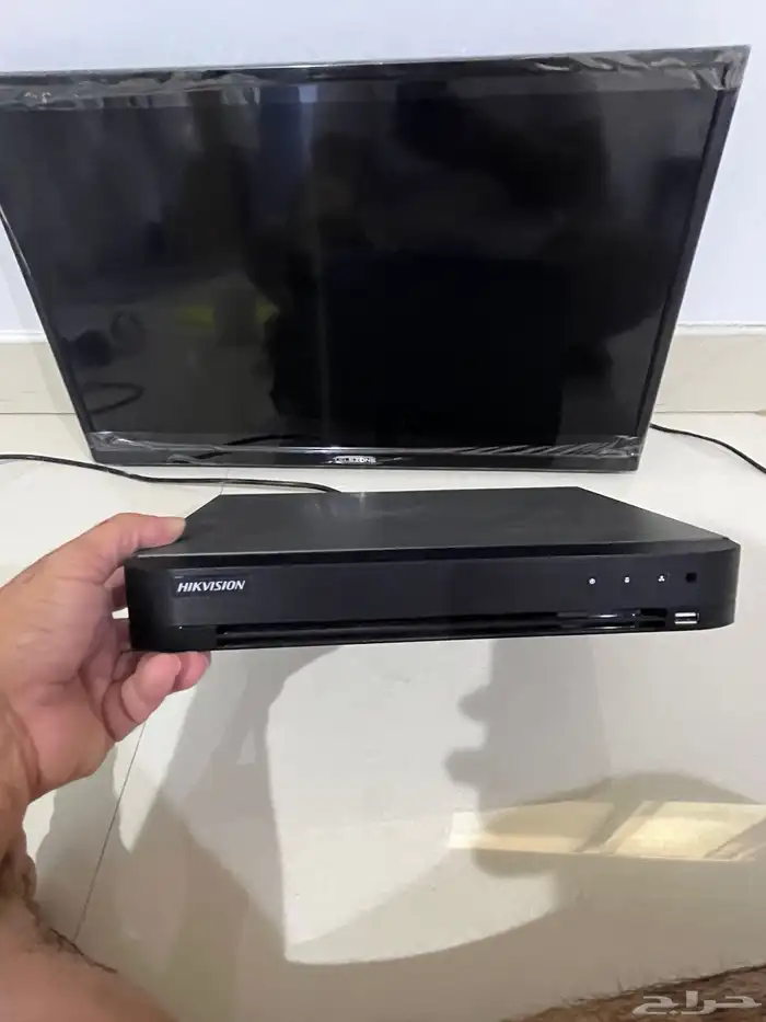 كاميرات مراقبه 4