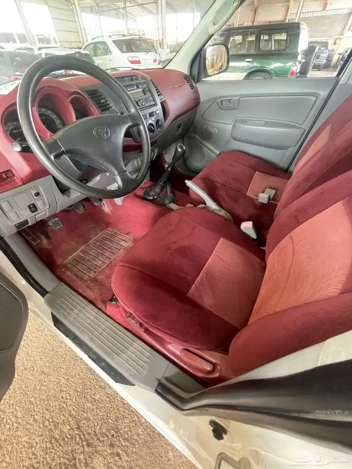 هايلوكس غمارتين دبل 9