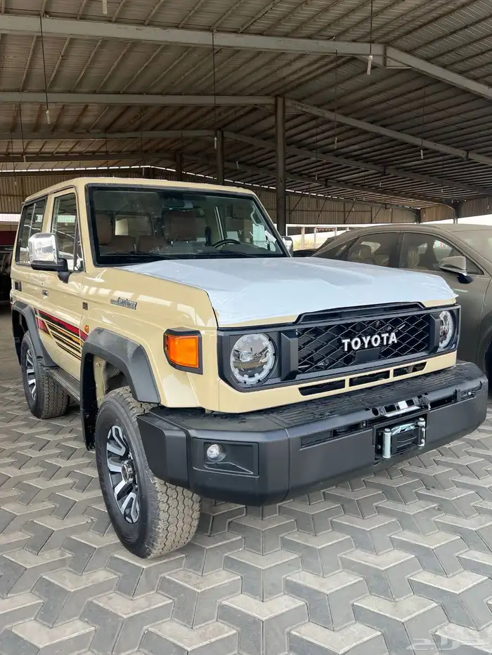 تويوتا ربع مصندق 2025 بريمي فل كامل 1