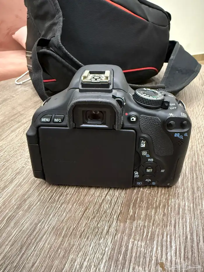 كاميراة كانون D600 3