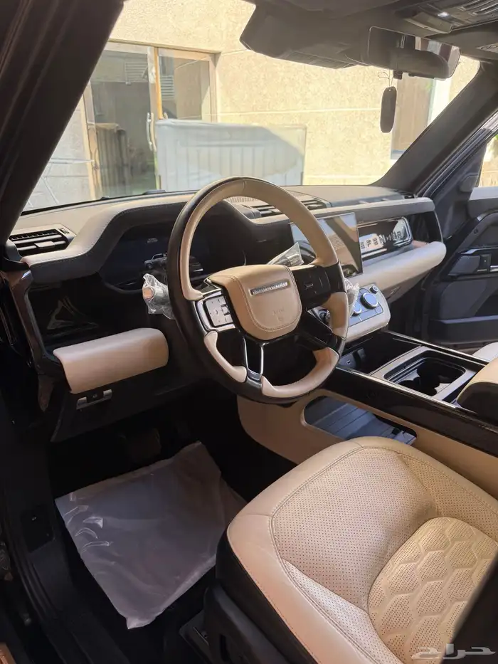 ديفندر 2020 اسود داخلي ابيض اوف وايت حد200 الف 9