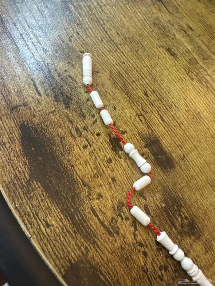 سبحه قلاليث بتمليكه لون ابيض 41خرزه السعر 100ريال 1