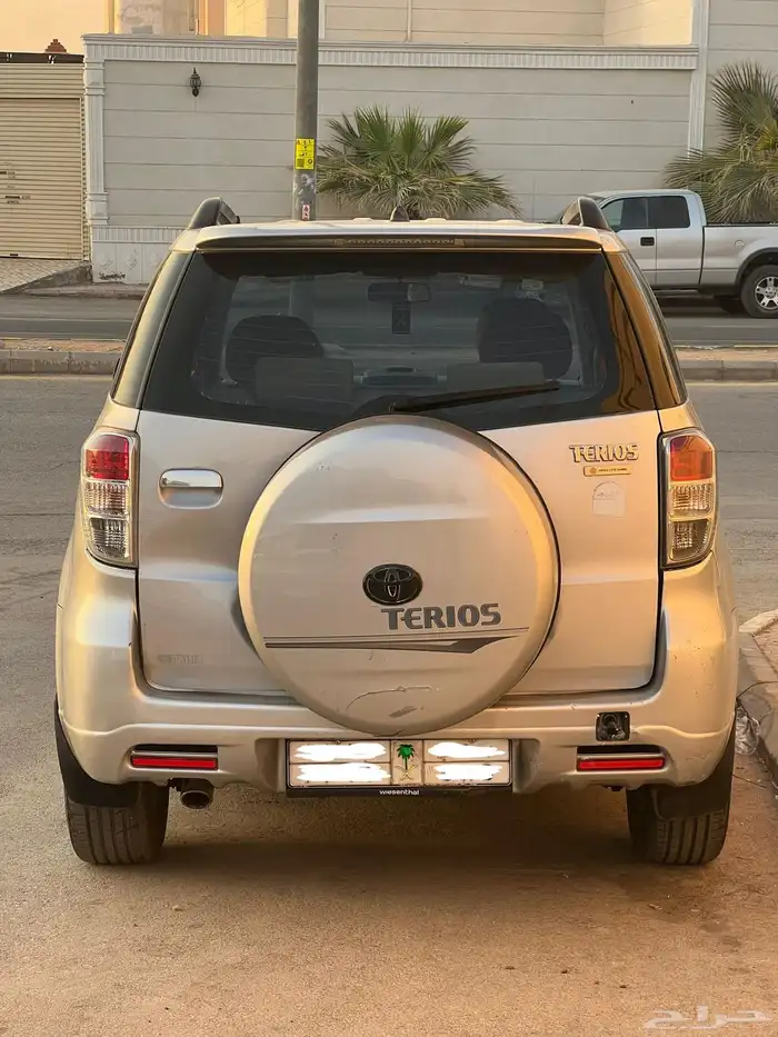 ديهاتسو تيريوس 2012 3