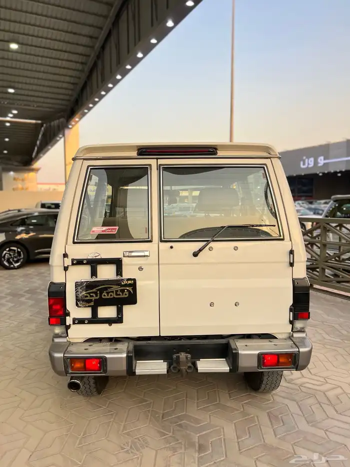 تويوتا ربع 2021 بنزين خليجي ماشي 41 الف فل كامل 4