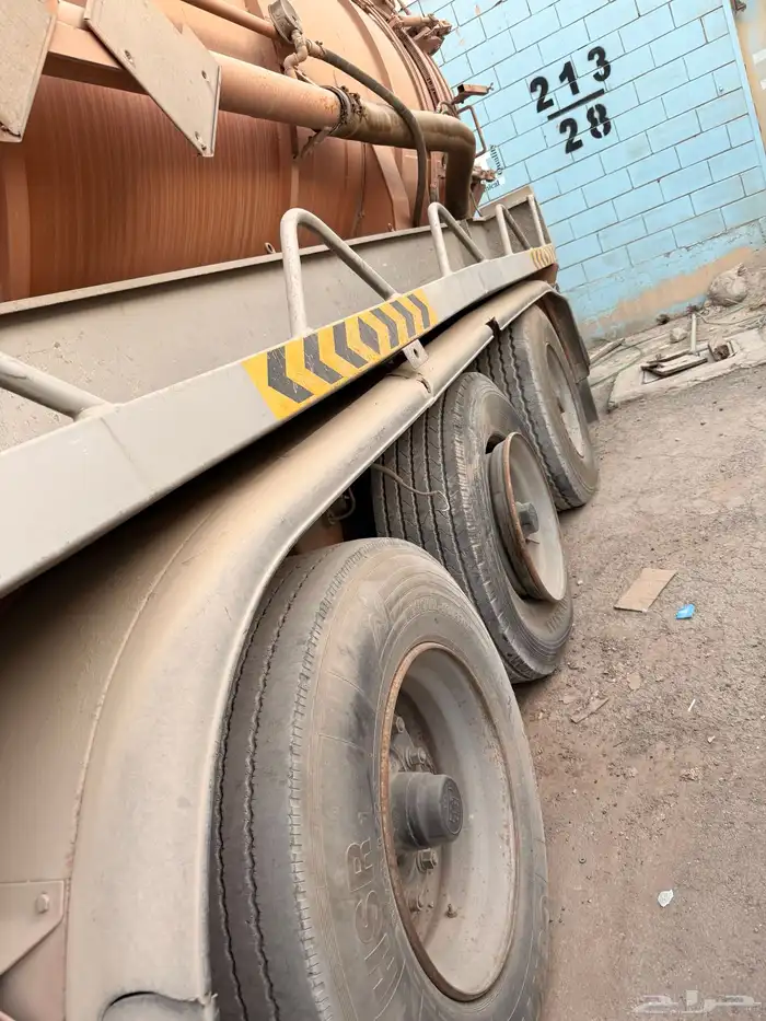 وايت فاكيوم تريلا لسحب السلج 2