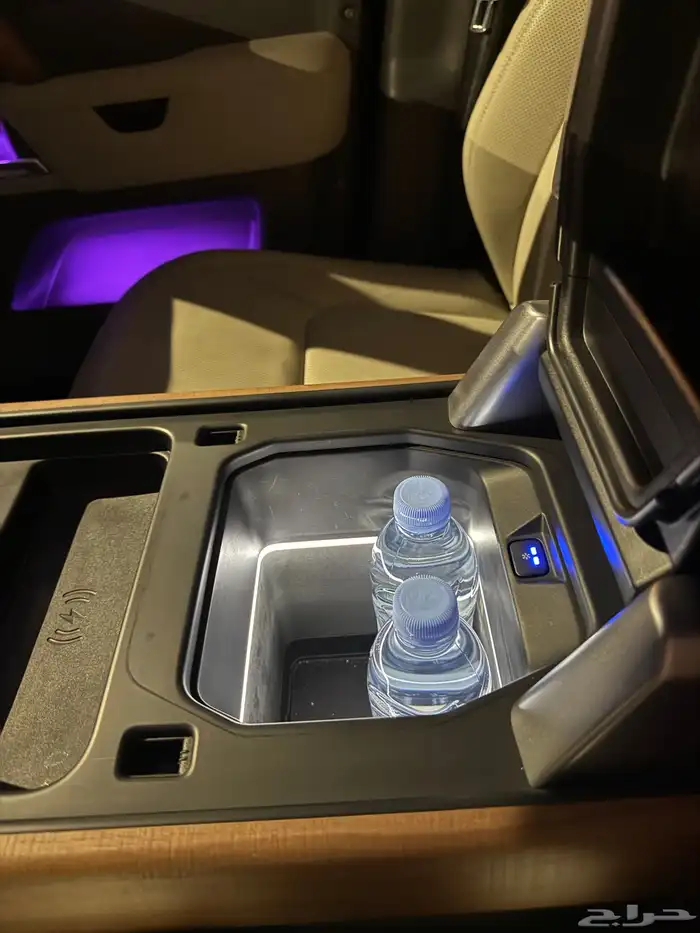 للبيع ديفندر 2023 6 سلندر HSE 110 15