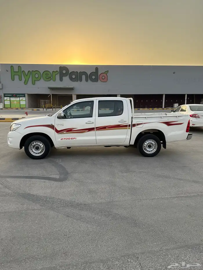 هايلوكس 2011 1