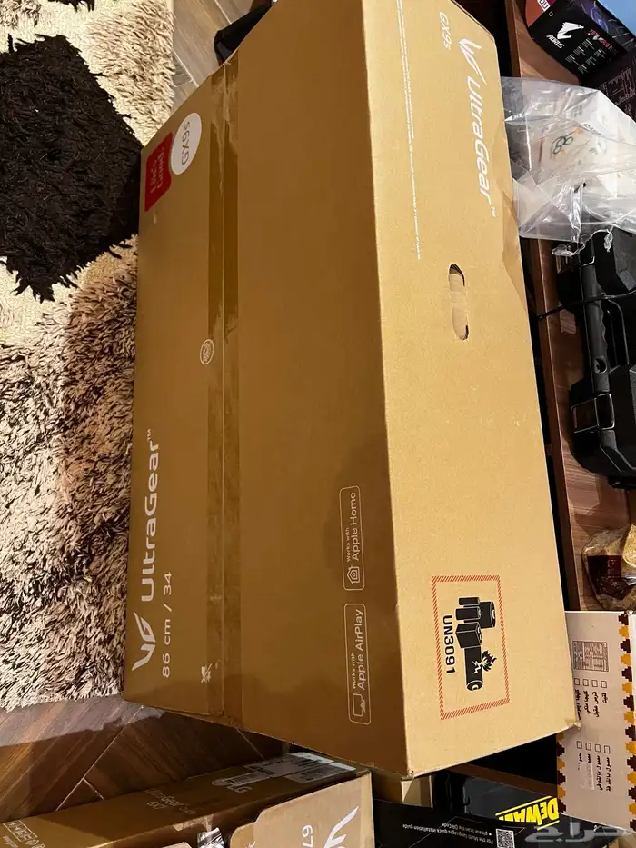 شاشة LG OLED 34GX90SA جديدة 3