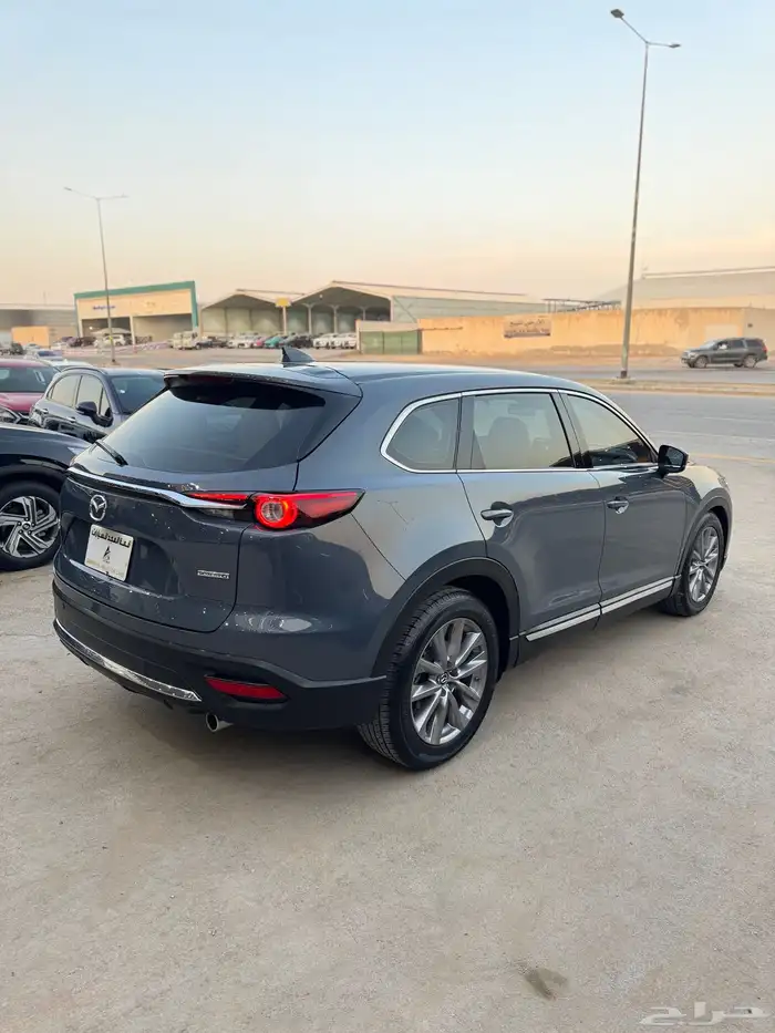 للبيع مازدا CX9 2022 - فل كامل - بحالة الوكاله 3