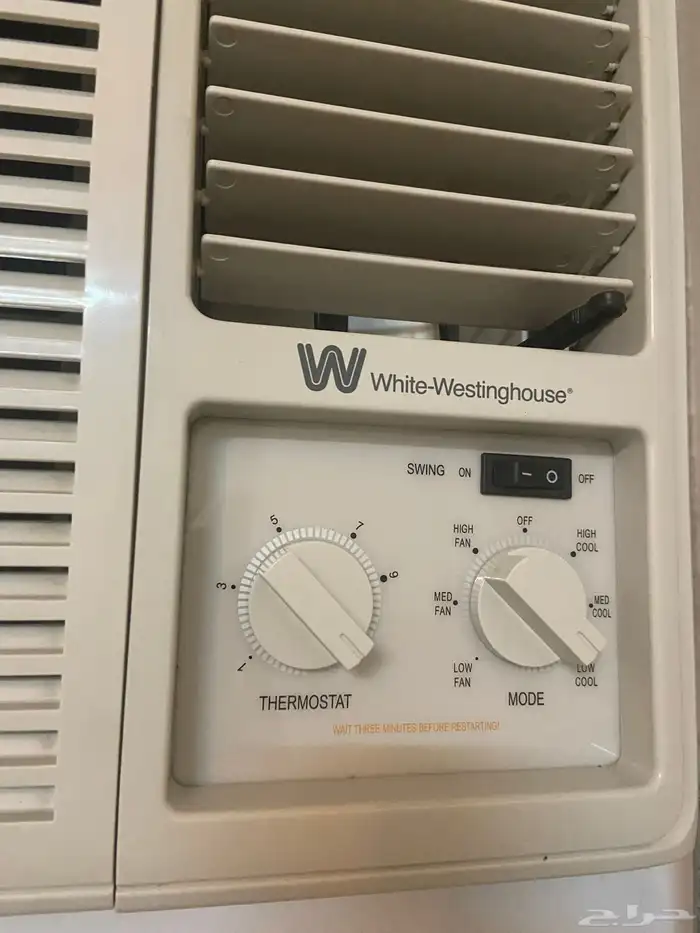 مكيف شبه جديد استخدام خفيف السعر 1000 بسبب النقل 3