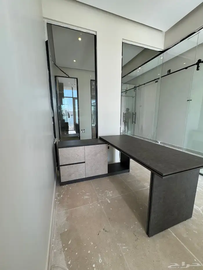 مكتب تصنيع جديد 1