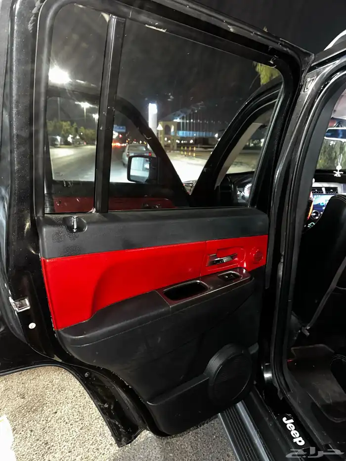 جيب شروكي ليمتد 2012 28