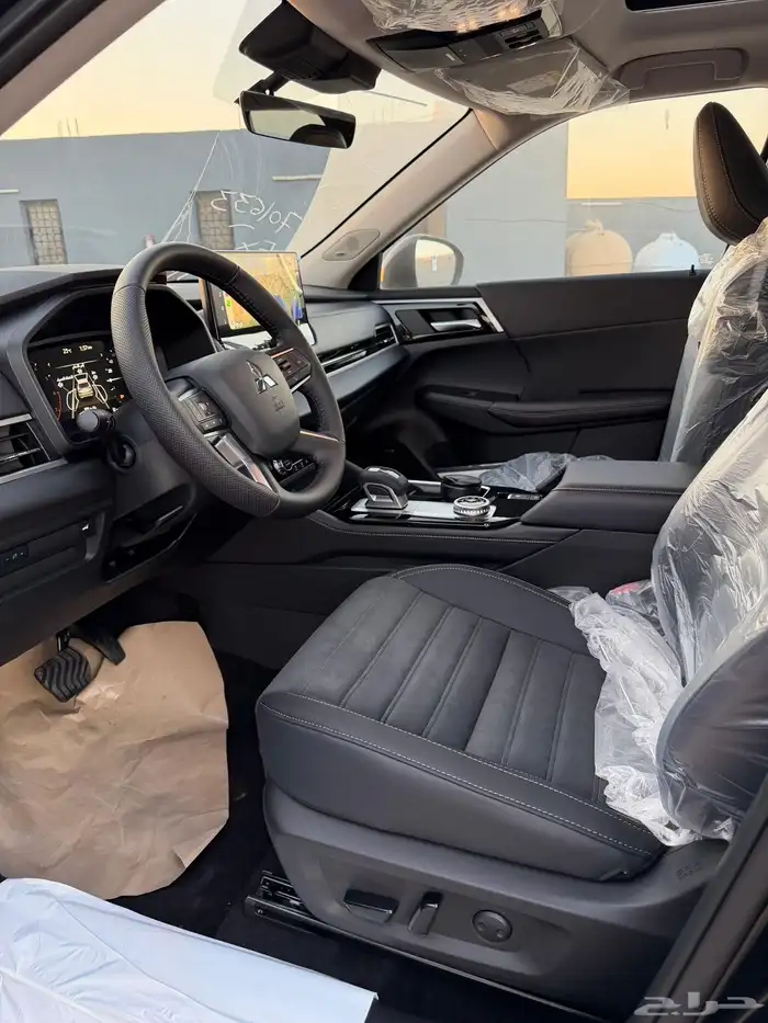 ميتسوبيشي اوتلاندر 2026 نص فل بلس ب 119900 عرض خاص شكل جديد 11