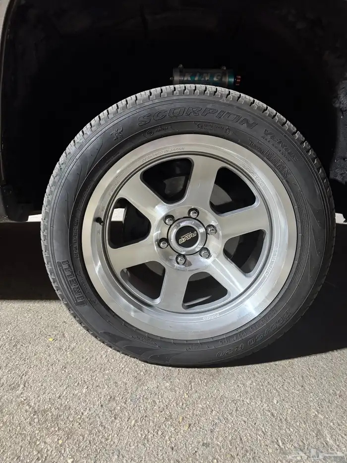 جنوط ريس مقاس 20 مع كفرات بريلي 0